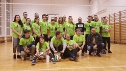 Przejdź do galerii: VI Turniej Siatkówki
