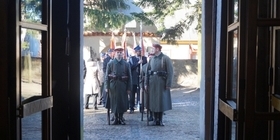 Uroczyste odsłąniecie tablicy pamiatkowej w Łopiennie